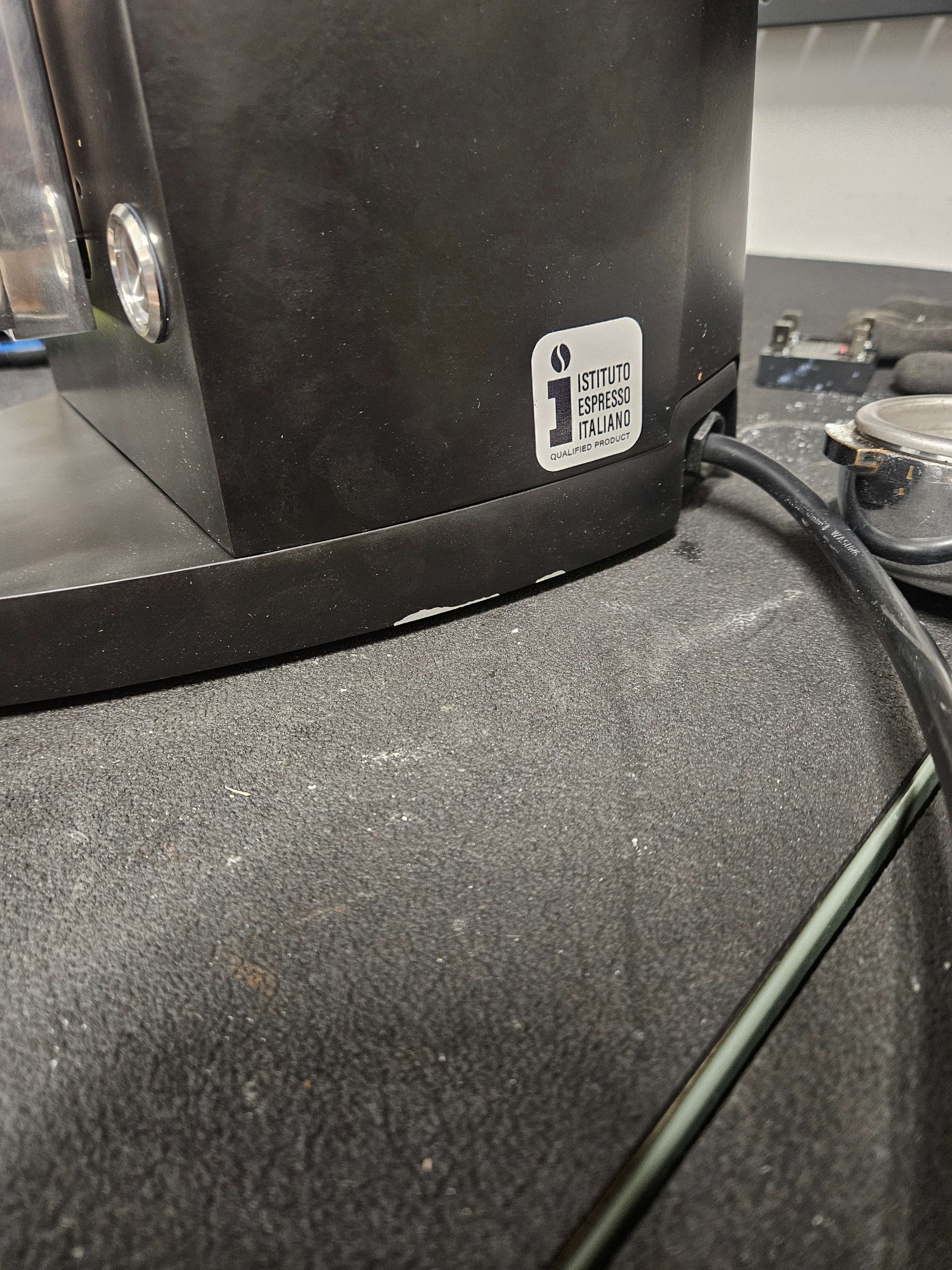 Eureka - Atom W 65 GBW - Black (RETURN)