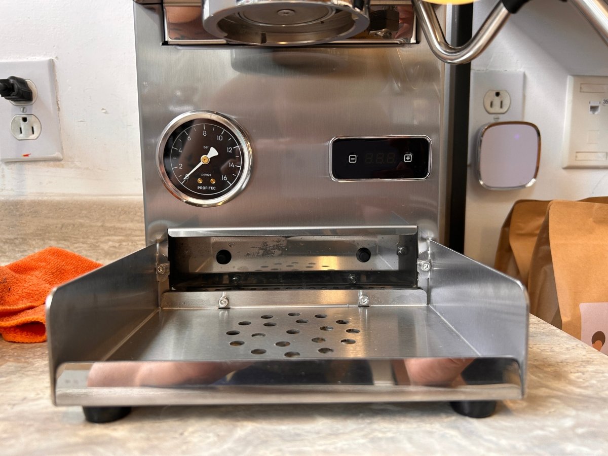 Profitec - Go - Stainless (Slightly damaged) - Café Liégeois Canada Inc.